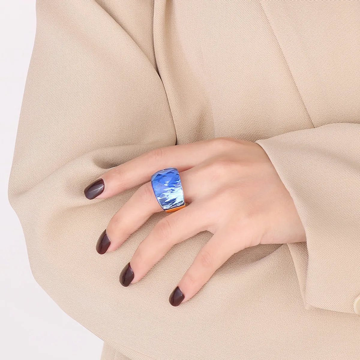 Vintage Style Geometric Women’s Ring – 18K Gold Plated Stainless Steel & Glass