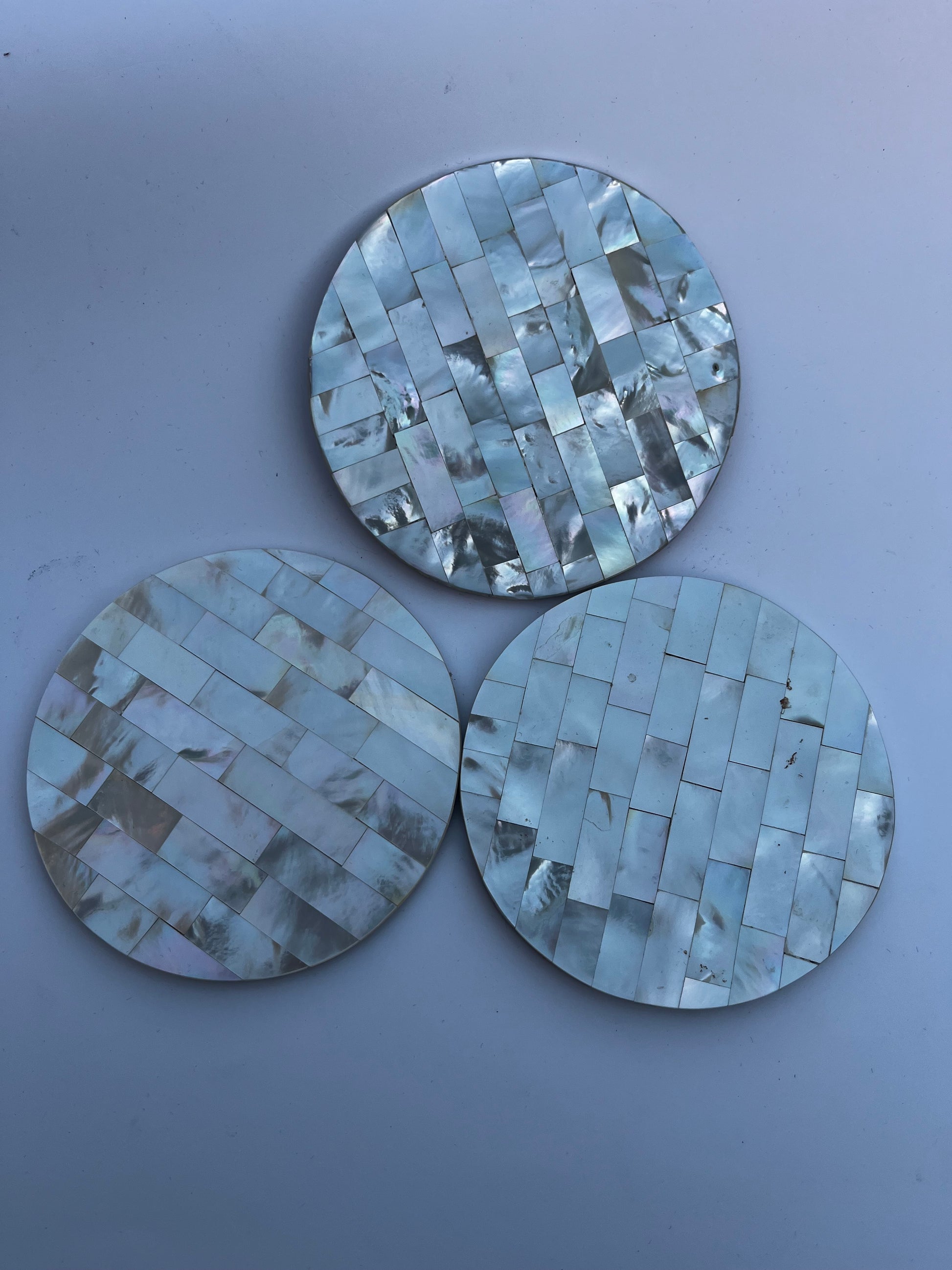 Handmade Mother of Pearl Non-Slip Round shape Coasters - Set of 4 11 cm