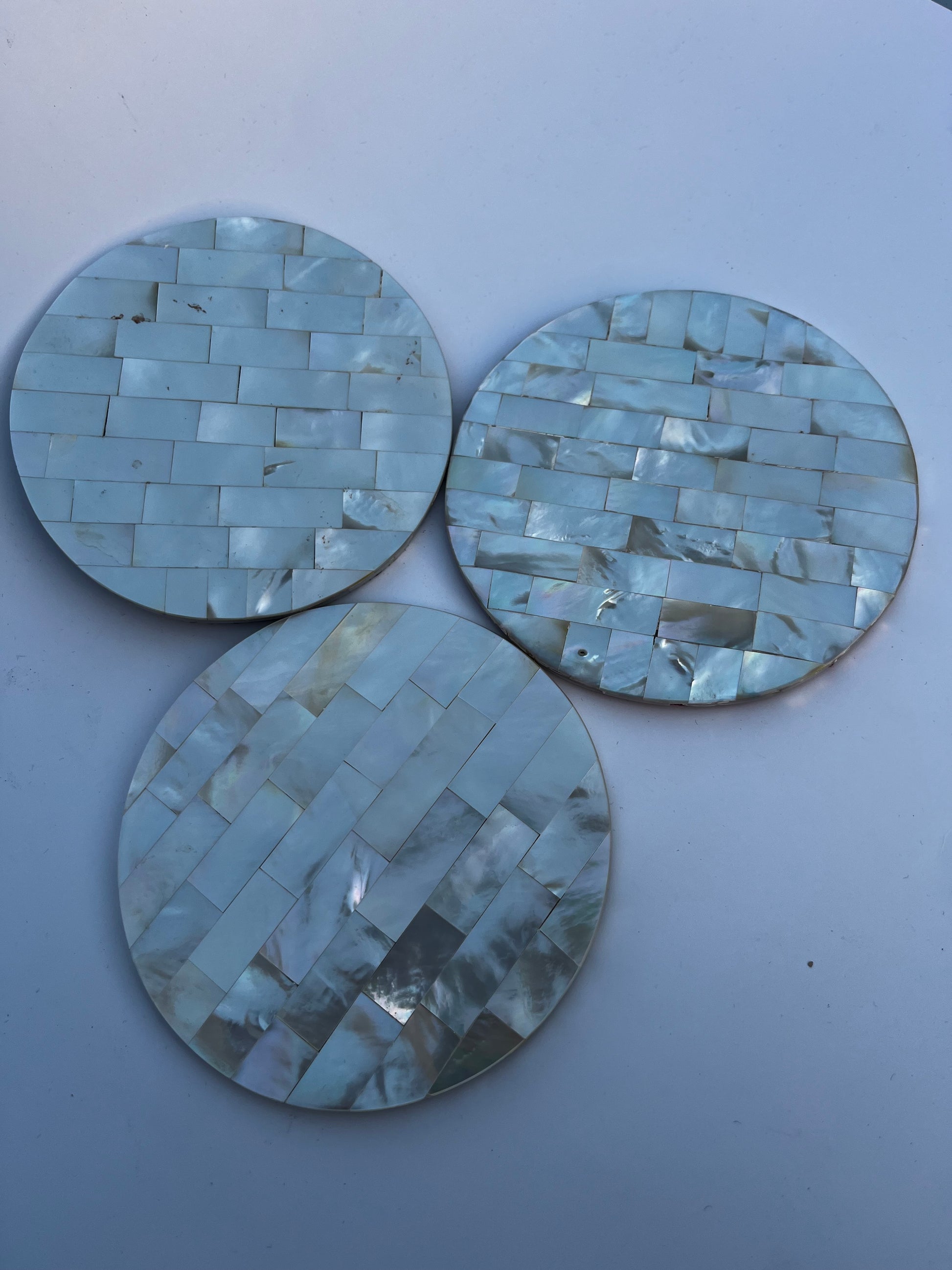 Handmade Mother of Pearl Non-Slip Round shape Coasters - Set of 4 11 cm