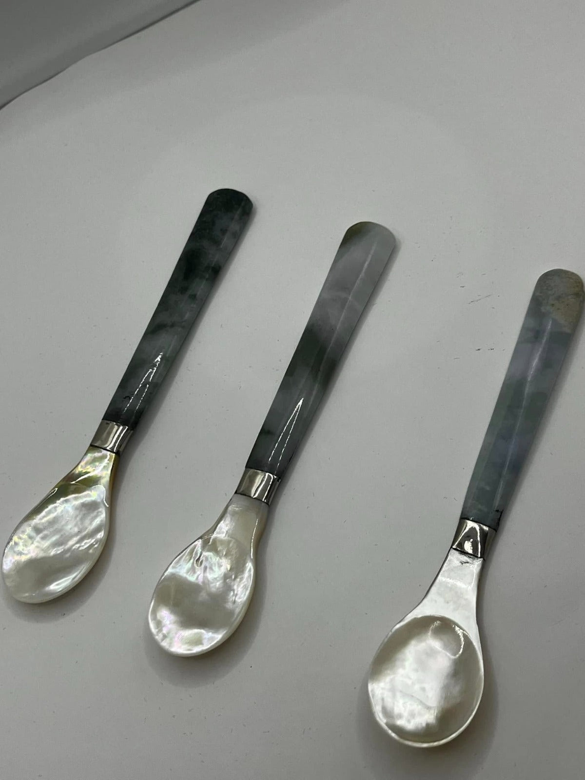 10 cm Handmade Spoon – Jade Handle and Mother of Pearl Spoon Bowl set of 4