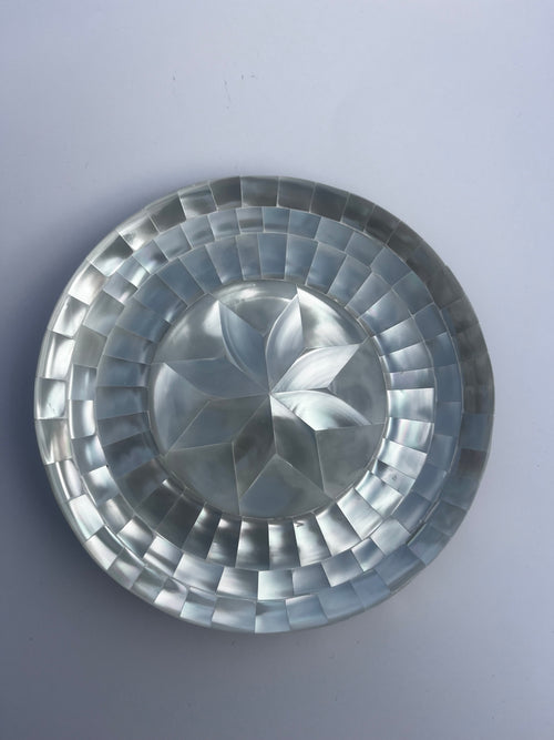 Handcrafted Mother of Pearl Bowl Plate 16cm with Lacquered Wood Base