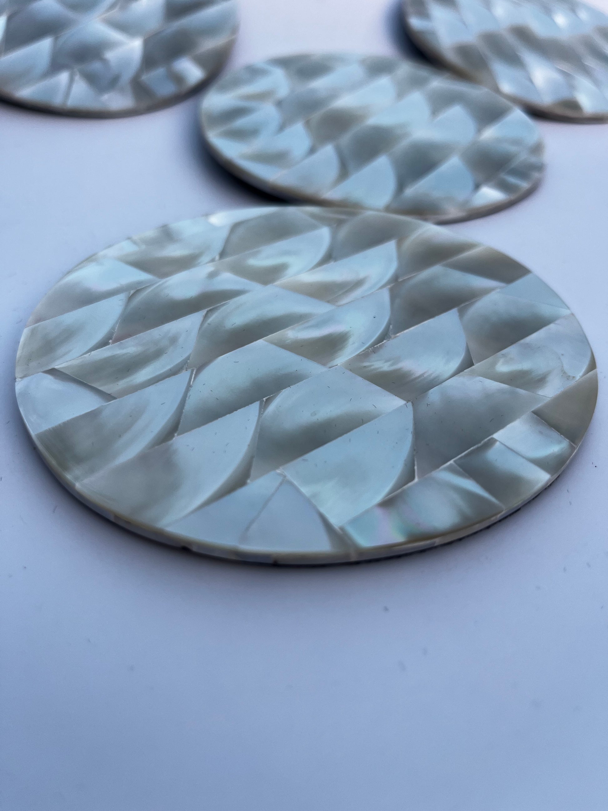 Handmade Mother of Pearl Non-Slip Round shape Coasters - Set of 4 11 cm