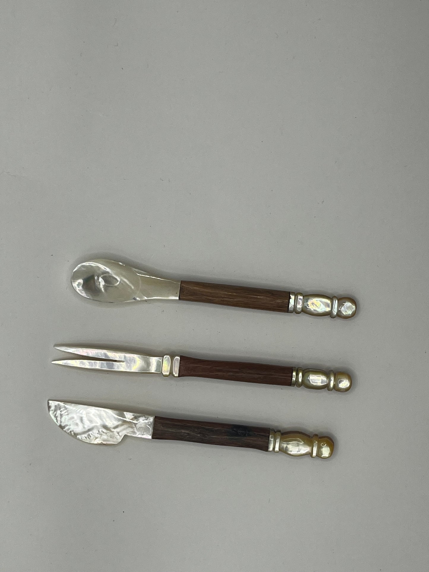 Mother of Pearl Wooden Handle Cutlery set of 3 12cm