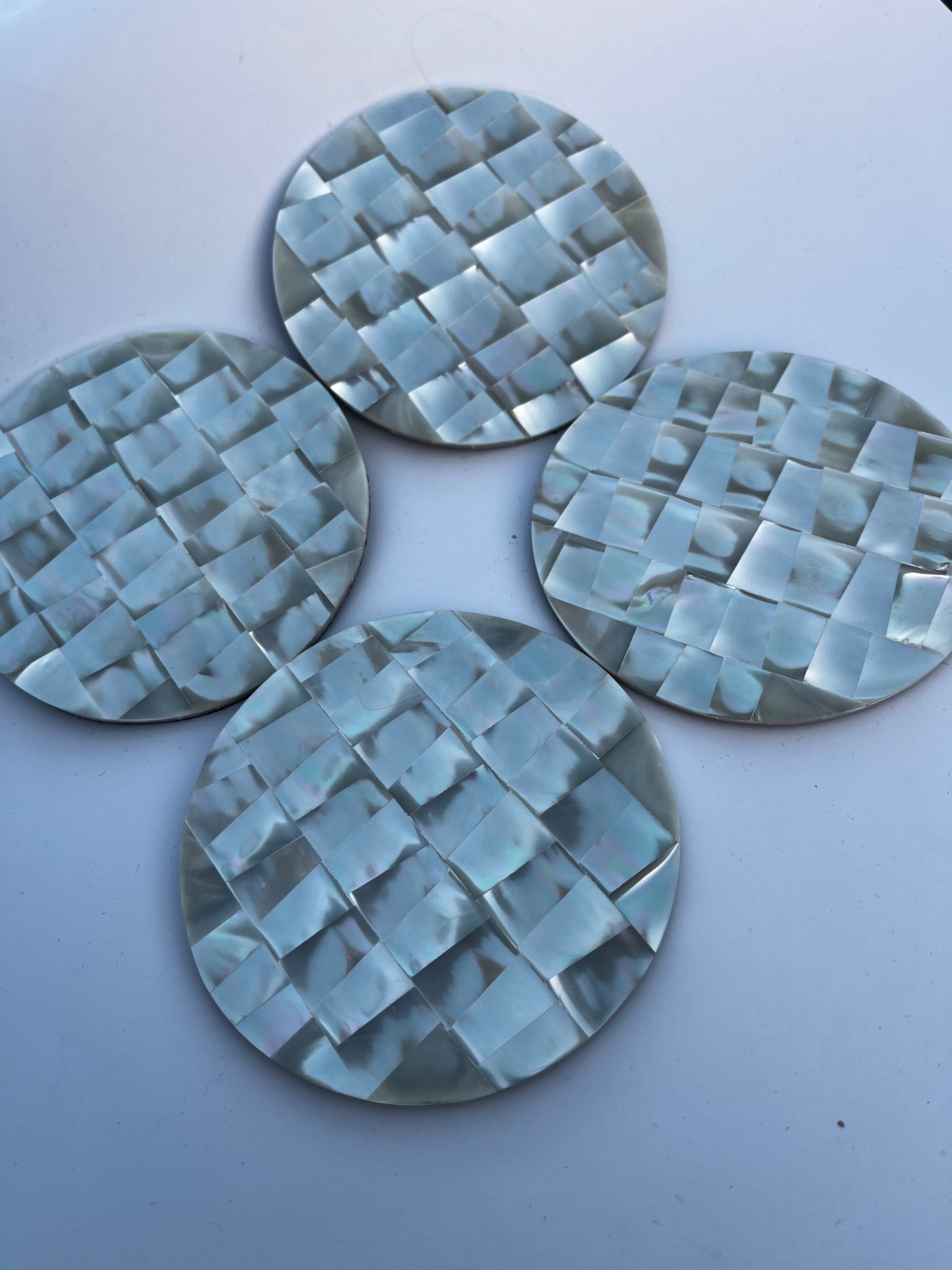 Handmade Mother of Pearl Non-Slip Round shape Coasters - Set of 4 11 cm