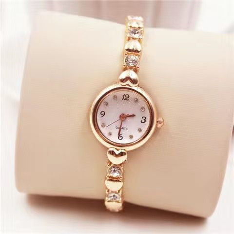 Trend Fashion Elegant Ladies Water Diamond English Watch Small And Simple Bracelet Watch Girls Fashion Women's Watch