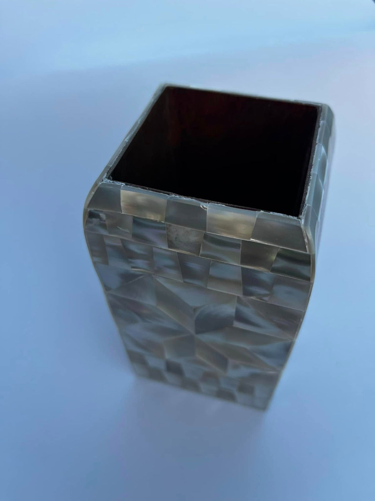 Luxury Mother of Pearl Pen Holder Box – Elegant Non-Slip Desk Organizer for Office & Home