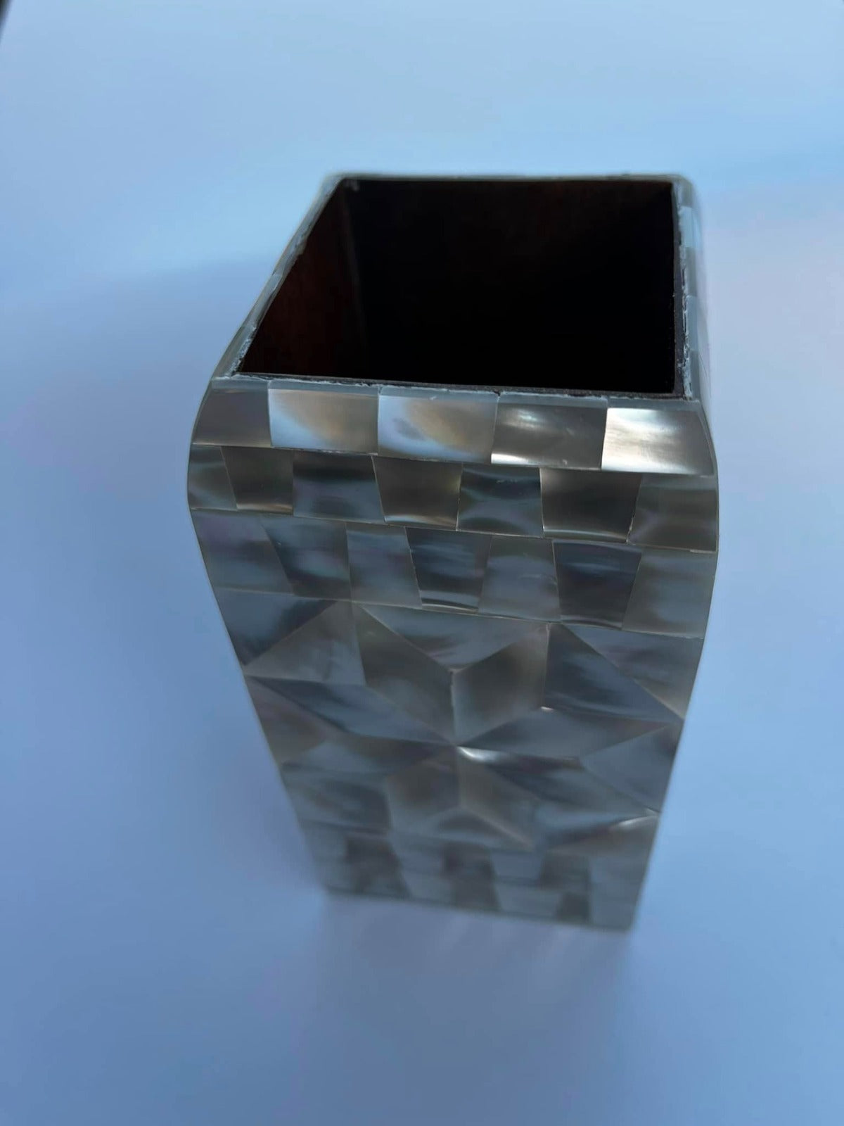 Luxury Mother of Pearl Pen Holder Box – Elegant Non-Slip Desk Organizer for Office & Home
